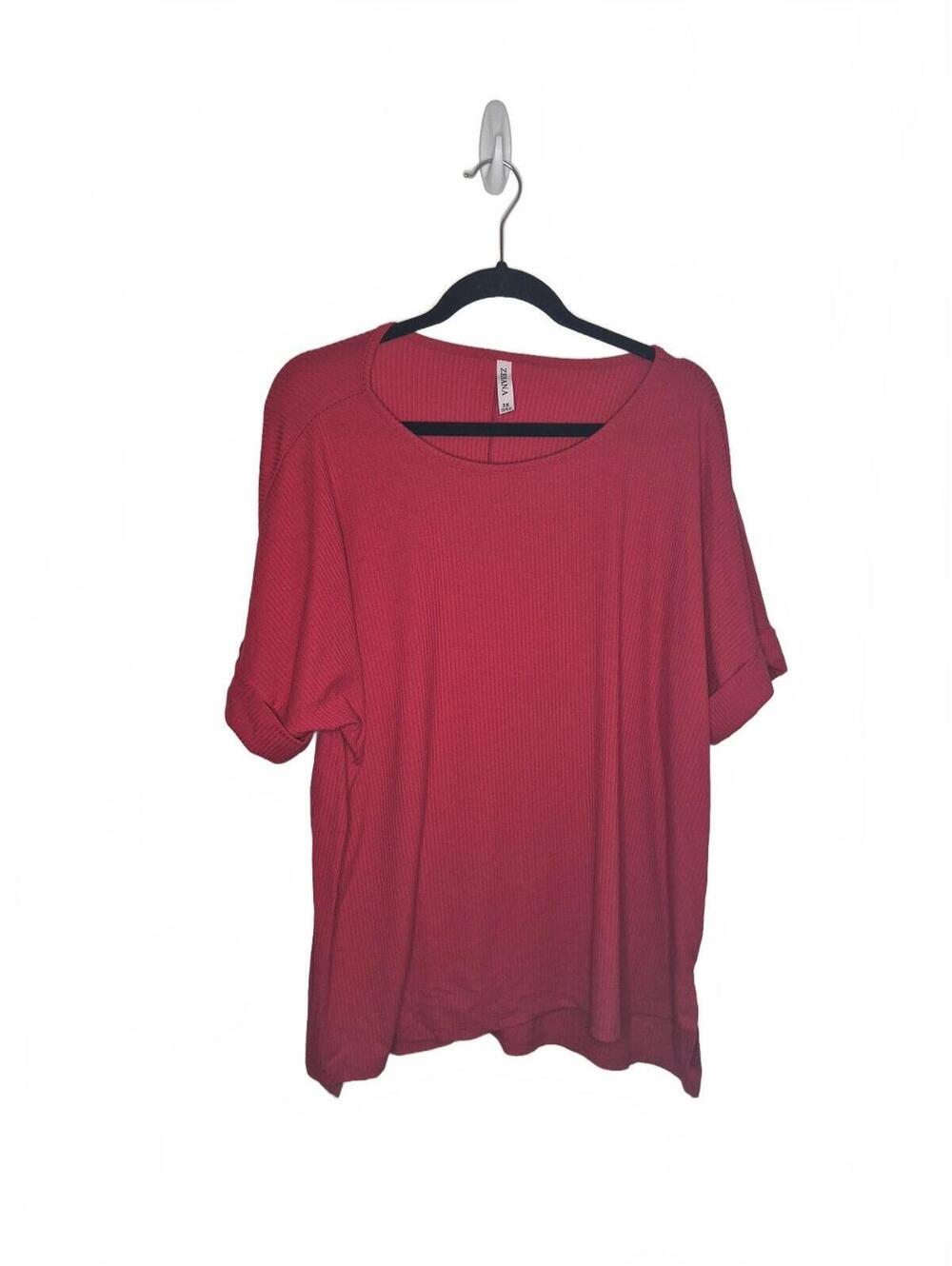 Zenana Women's Plus Size 3X Red Ribbed Short Sleeve Top with Side Slits